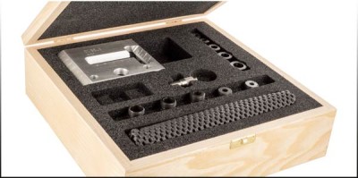 Dübelo® Bohrlehre ist wieder verfügbar - Die Dübelo® Bohrlehre und Dübellehre in neuer Box